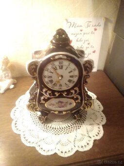 Krásné značkové hodiny z porcelánu - 4