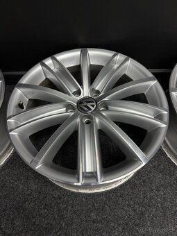 Alu VW TIGUAN 5x112 18” 5N0601025D - 4
