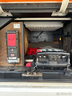 Volvo 460 hydraulicka ruka nosič kontejneru - 4
