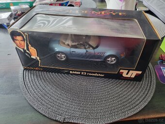 Prodam BMW agend 007 limitka 1:18 - 4