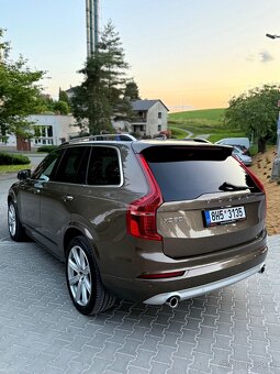 VOLVO XC90 MOMMENTUM D5 2.0D 165KW 4X4 - KOUPENO ČR - 4