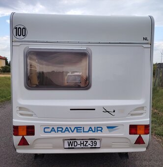 Velmi lehký karavan pro 3/4-rok 2001, předstan, topení - 4