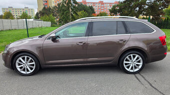 ŠKODA OCTAVIA 3 COMBI 1.4 TSI - ELEGANCE - BI-XENONY - 4
