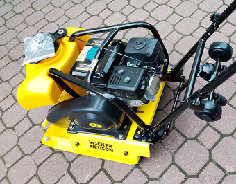 Vibrační deska Wacker Neuson RRV 45C8M - 4