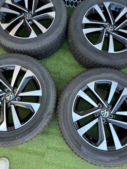 Volkswagen Tiguan II - TOP ZIMNÍ SADA 235/55 R17 ORIGINÁL - 4