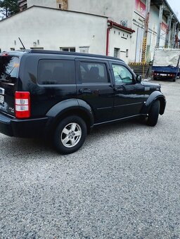 Prodam Dodge nitro 2.8 CRD AWD - 4