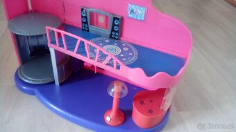 Domeček pro panenky - 4