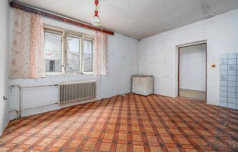 RD v Ronově nad Dubravou - 4