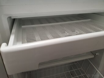 velký úsporný mrazák v A třídě 120 litrů s dovozem - 4