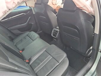 Škoda Octavia IV - díly z vozu 1.5 tsi e-tec - barva f7w - 4