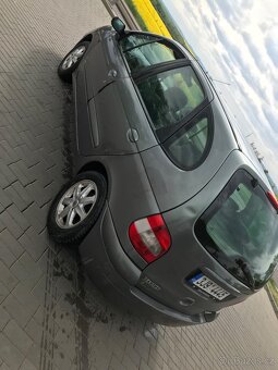 Renault Scénic - 4