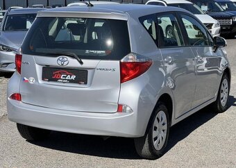 Toyota Verso - S 1.3i KLIMATIZACE KAMERA manuál 73 kw - 4