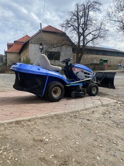 Zahradní traktor ISEKI CM 6220 H+rozmetadlo AKS 80+radlice - 4