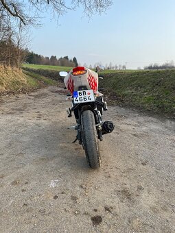 Yamaha-Yzf-r125 - 4