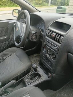 Opel Astra - 4