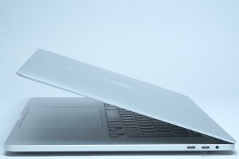 ZÁRUKA/Macbook Pro 16" TB/I7 2.6GHZ/16GB RAM/512GB SSD/CZ/ - 4