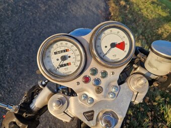 Triumph Thruxton 900 - 4