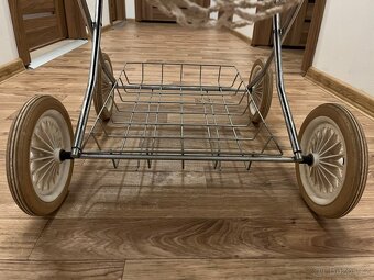 Retro dětský kočárek - 4