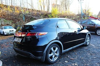 Honda Civic - 4