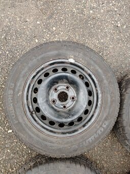 Sada zimních kol 195 65 R15 Barum Škoda Octavia 2 - 4