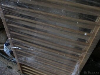 Dřevěná postýlka s mantinelem a kapsářem - 4