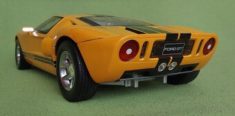 Ford GT 2004 1:12 - 4