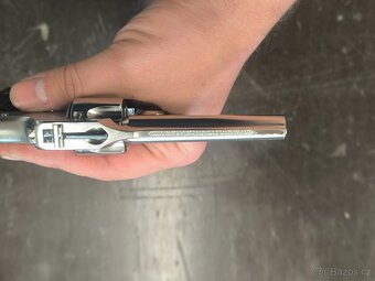 Historický revolver Smith & Wesson DAO.32sw - 4