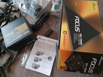 Zdroj Seasonic Focus GX-1000 modulární - 4