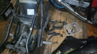 Suzuki 600 gsx-f a gsf bandit - 4