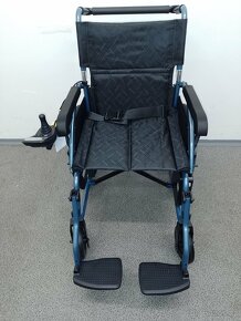 ODLEHČENÝ ELEKTRICKÝ SKLÁDACÍ INVALIDNÍ VOZÍK - 4