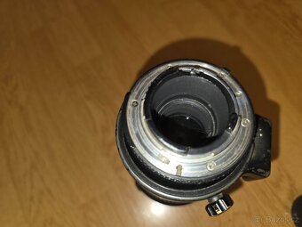 NIKON 80-200.2.8 - 4