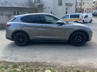 Alfa Romeo Stelvio 2.2 JTDM Q4 154kW - 4