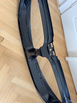 Přední nárazník BMW E60 E61 2003-2010 - 4