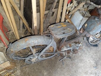 Jawa 50 typ 550 pařez - 4