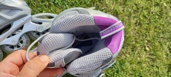 Prodám dámské brusle Rollerblade 90, vel.39 - 4