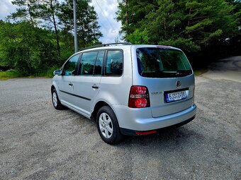 VW Touran 1.6 MPI 75 kW 7 míst 2007 - 4