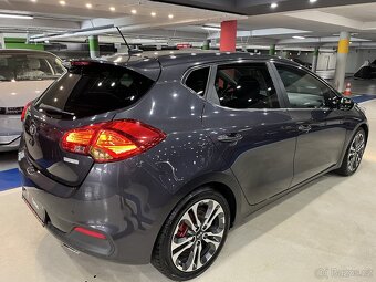Kia CEED 1.6crdi 94kw, EXKLUSIVE, KLIMA, PLNÝ SERVIS - 4