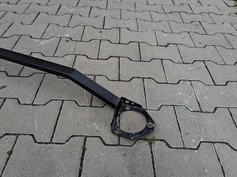 Prodám Rozpěru mezi přední Tlumiče Škoda Fabia 1 - 4
