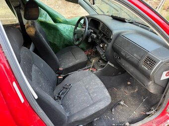 VW Vento karosérie na ND - 4