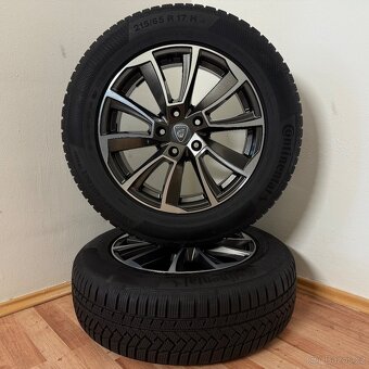 KIA/HYUNDAI 5x114,3 R17 ET45+ZIMNÍ 215/65R17 8mm - 4