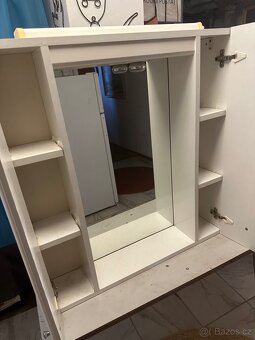 Skříňka do koupelny - 4