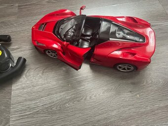 Dětské auto Ferrari na dálkové ovládání+formule a puzzle - 4