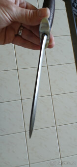 Stará čtyřhraná dýka - 4