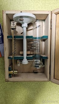 Přístroj pro hydrostatiku - 4