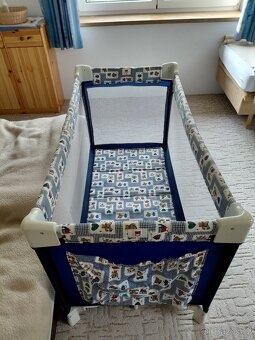 Dětská skládací postýlka - 4