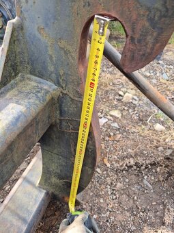 Vidle na Volvo L90 atd - 4