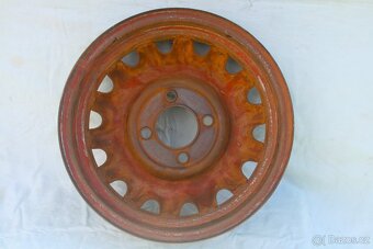 Disk kola - autoveterán - 4