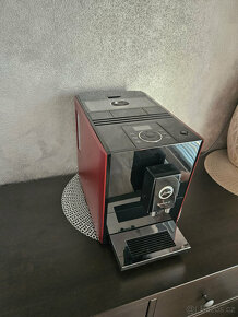 Švýcarský kávovar Jura A5 Black&RED Limitovaná edice - 4