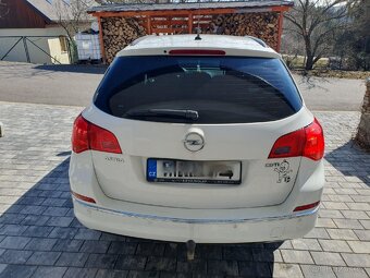 Opel Astra Sports Tourer 1.6 TDCI - 4
