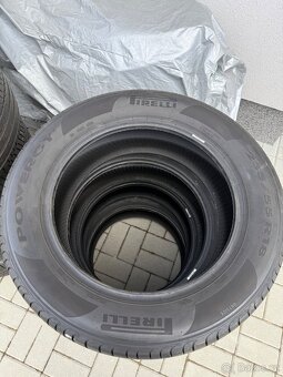 Pirelli powergy 235/55 r18 - 4